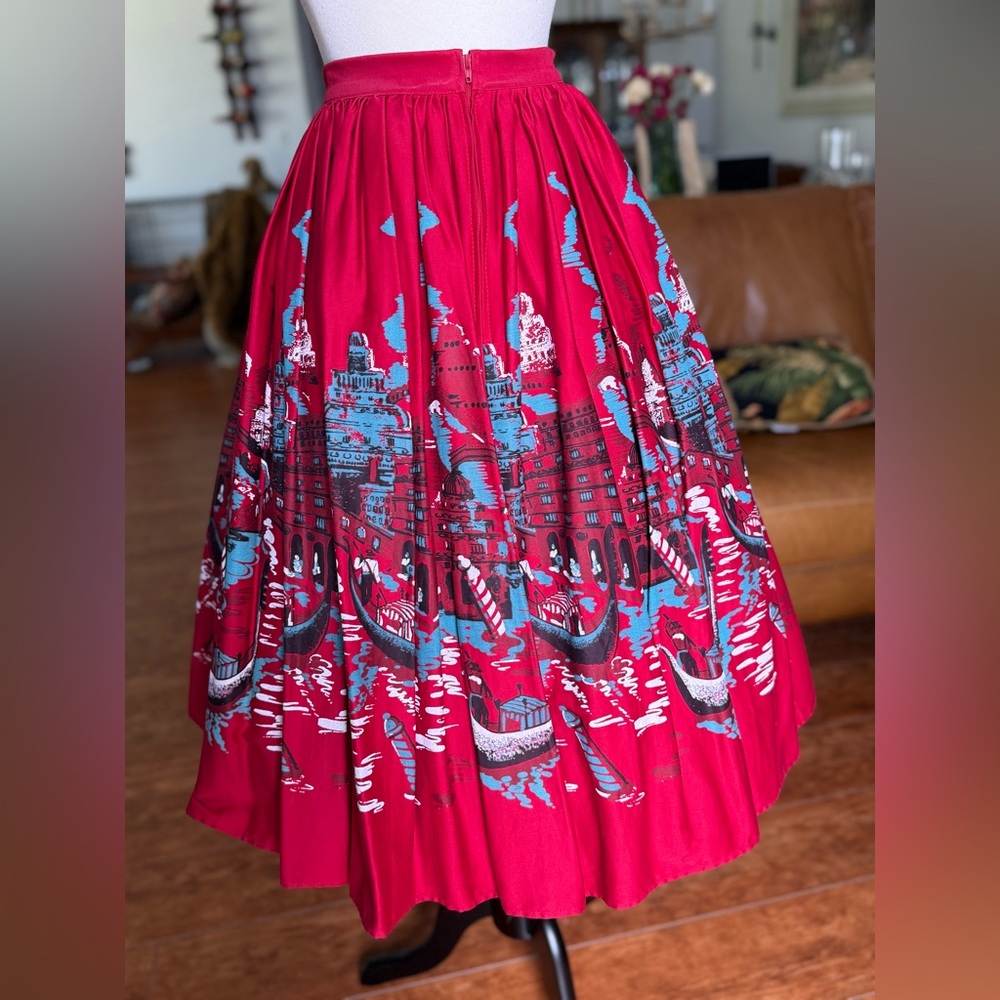 🇮🇹 Pinup Couture Italian Pinup Circle Skirt Pockets - Picture 3 of 10